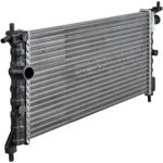 MAHLE Motorkühler / Wasserkühler CR 268 000P, Schaltgetriebe, ohne Klimaanlage, Netz 533 x 285 x 36 mm – u. a. für Opel Corsa B (S93), Opel Tigra (S93), Opel Combo Kasten/Großraumlimousine (71_) – OE Nummer 1300149 - l MAHLE Motorkühler / Wasserkühler CR 268 000P, Schaltgetriebe, ohne Klimaanlage, Netz 533 x 285 x 36 mm – u. a. für Opel Corsa B (S93), Opel Tigra (S93), Opel Combo Kasten/Großraumlimousine (71_) – OE Nummer 1300149 - l