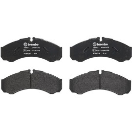 BREMBO Bremsklötze VA P A6 021