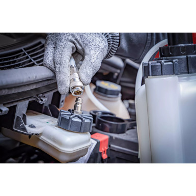 Bremsen- und Kupplungssystem-Entlüfter-Satz 2,5 l Bremsen- und Kupplungssystem-Entlüfter-Satz 2,5 l