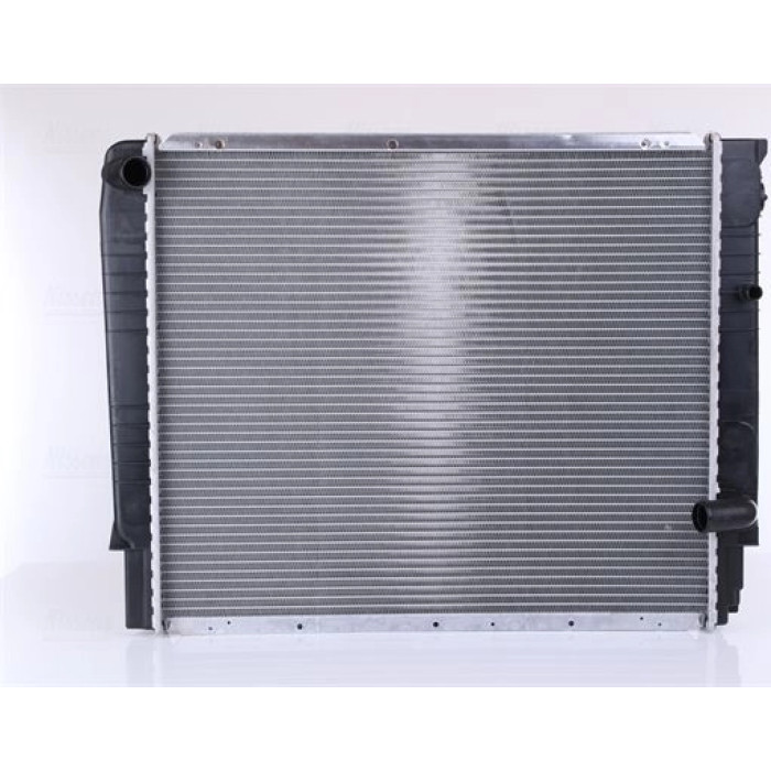 Nissens Wasserkühler PKW 65528A Nissens Wasserkühler PKW 65528A