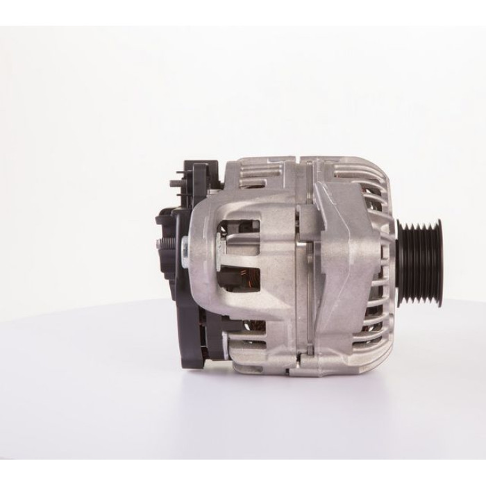0 124 225 028 Bosch Lichtmaschine 0 124 225 028