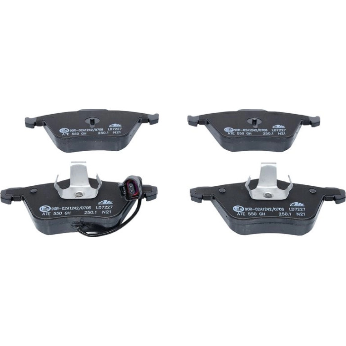 ATE Bremsbelagsatz VW Vorderachse Golf/Scirocco 1.4-2.0 08- Keramik 13.0470-7227.2 ATE Bremsbelagsatz VW Vorderachse Golf/Scirocco 1.4-2.0 08- Keramik 13.0470-7227.2