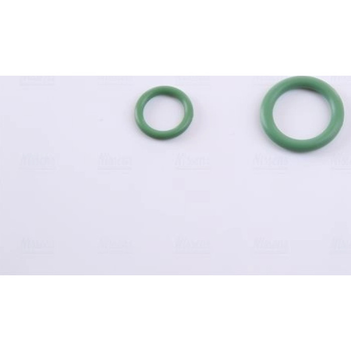 Nissens Klimakondensator PKW 940082
