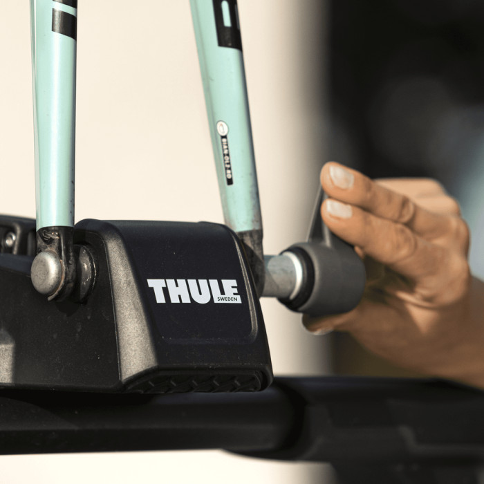 Thule FastRide 564001 Dachfahrradträger schwarz mit Gabelbefestigung – 1 Fahrrad bis 18 kg Thule FastRide 564001 Dachfahrradträger schwarz mit Gabelbefestigung – 1 Fahrrad bis 18 kg