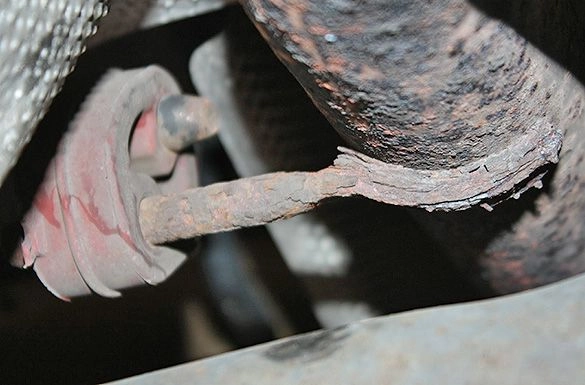Halter, Schalldämpfer 82 15 4318 Halter, Schalldämpfer 82 15 4318