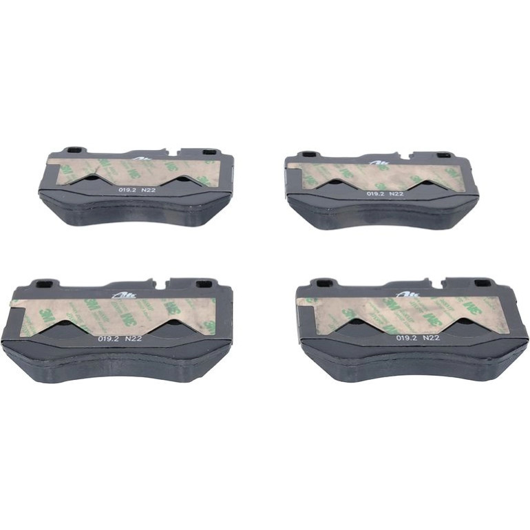 Bremsbelagsatz Db P. W205/S205/C205/A205 1,6-3,0 14- Keramik 13.0470-4880.2 Bremsbelagsatz Db P. W205/S205/C205/A205 1,6-3,0 14- Keramik 13.0470-4880.2