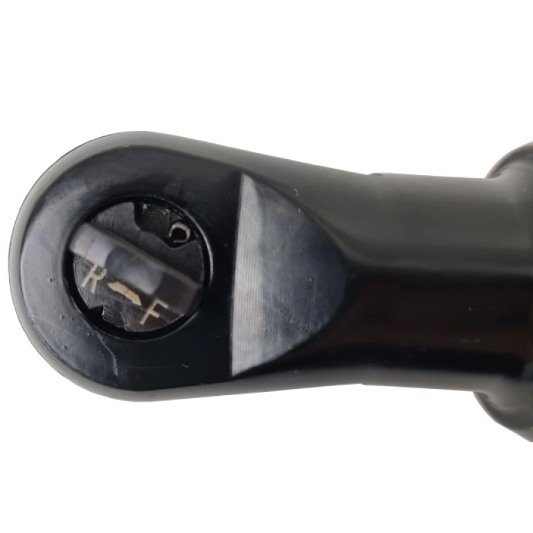 ROOKS Akku-Ratschenschrauber 12V AQ-LION 3/8", 40 Nm – Flexibel und kraftvoll ROOKS Akku-Ratschenschrauber 12V AQ-LION 3/8", 40 Nm – Flexibel und kraftvoll