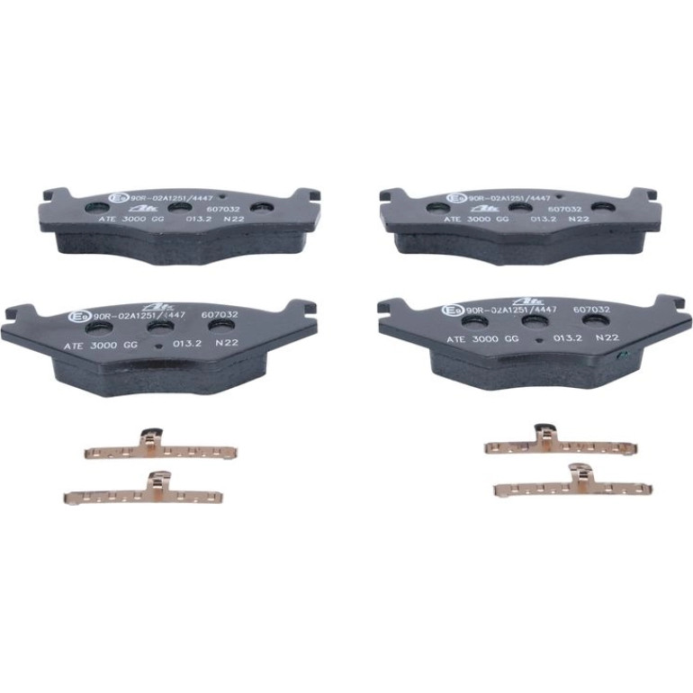 ATE Bremsbelagsatz VW Vorderachse Caddy/Golf/Jetta/Passat/Vento 1, 0-1, 8 79-99 13.0460-7032.2 ATE Bremsbelagsatz VW Vorderachse Caddy/Golf/Jetta/Passat/Vento 1, 0-1, 8 79-99 13.0460-7032.2